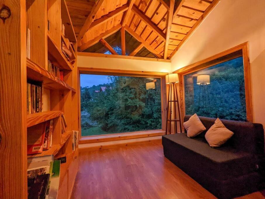 Nilaya - The Himalayan Cottage Раникхет Экстерьер фото